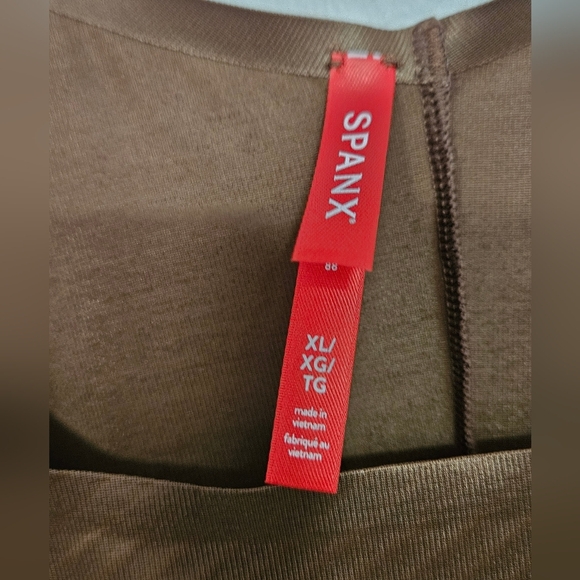 SPANX SHAPEWEAR - Picture 2 of 3